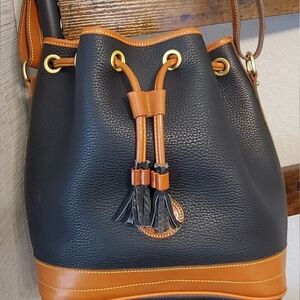 Dooney & Bourke Bucket Shoulder Bag